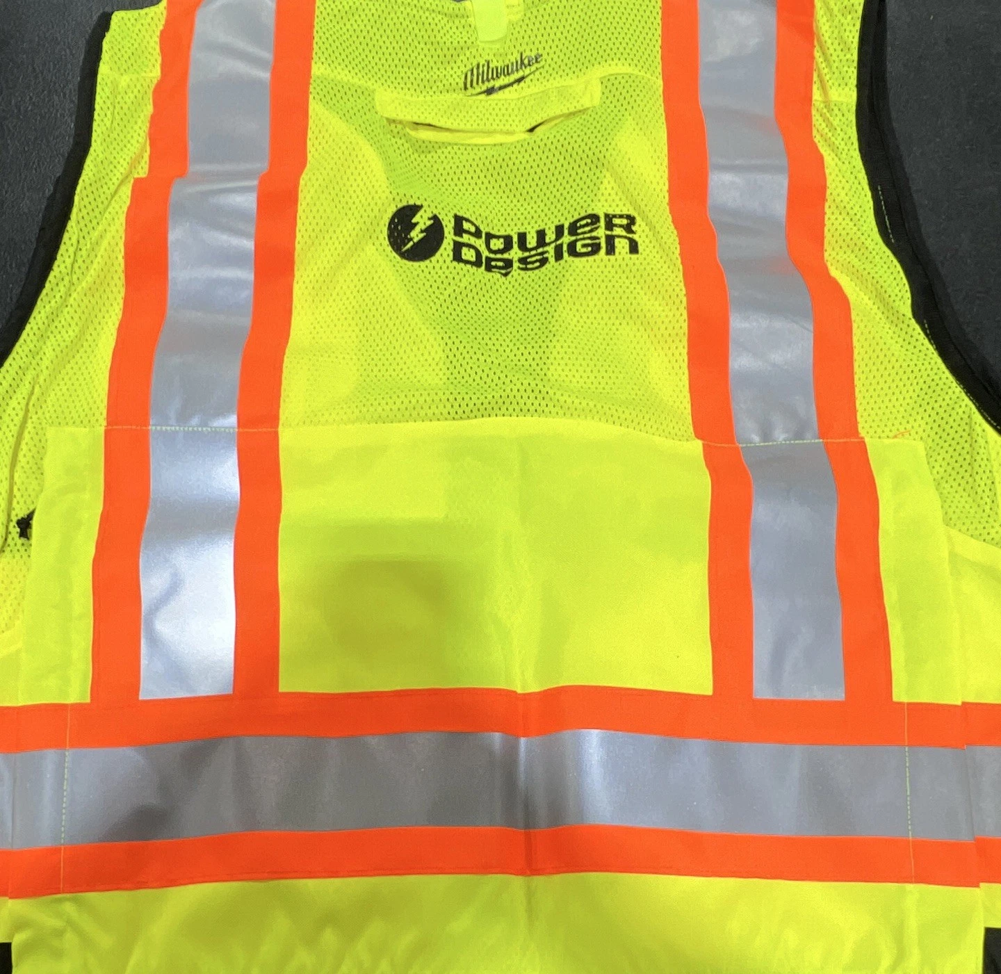 Milwaukee 48-73-5163 Class 2 Surveyor High Visibility Vest 2XL/3XL -Power Design image 3