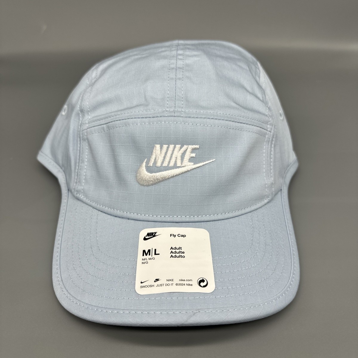 nike futura swoosh cap