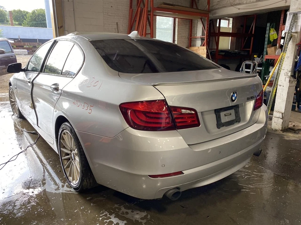 RADIATOR FAN ASSEMBLY 535i 535i Gt 640I 740i 740il Active 5 10-17 1412366 Foto 3 de 4