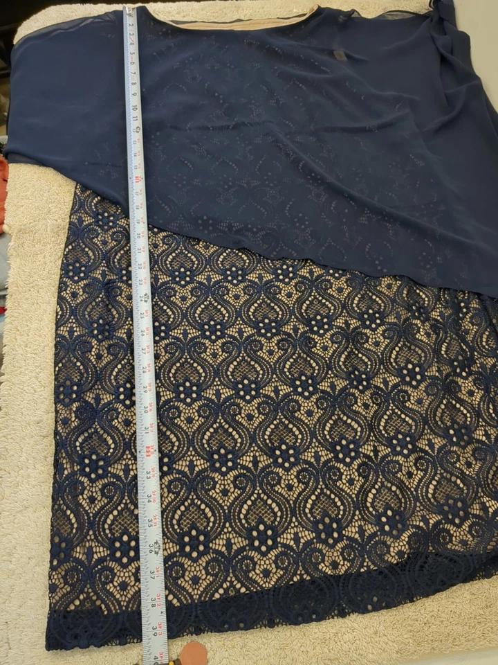Vestido Connected Apparel Mujer Plus Día Encaje y Gasa Superpuesto Azul Marino Talla-18W Foto 4 de 4