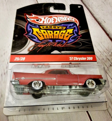 Hot Wheels '57 Chrysler 300 Larry's Garage Series #T0399 New 2009 Red 1:64 - Picture 2 of 3