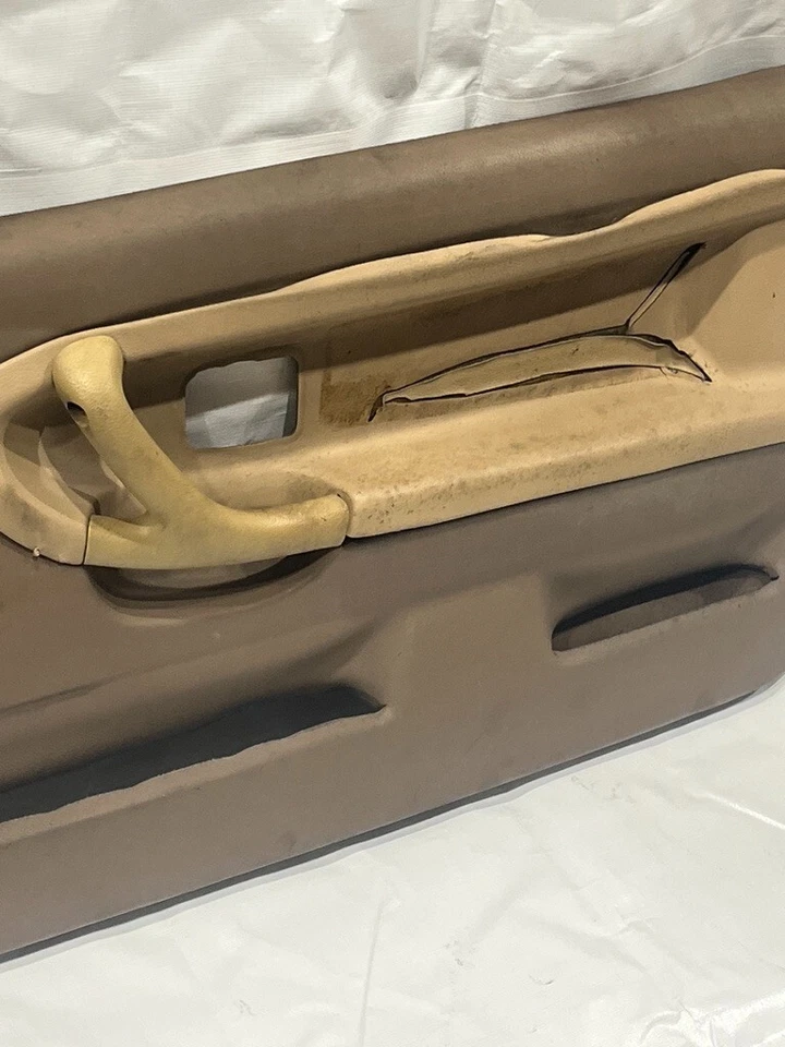 BMW 318I E36 Convertible Front Right Interior Door Lining Panel Beige OEM - Image 3 of 4