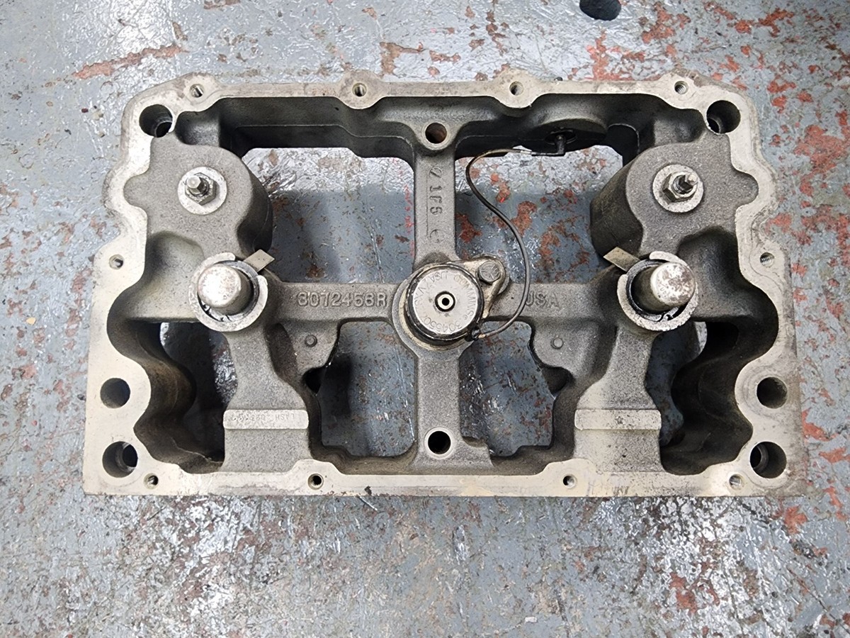 Cummins N14 Celect Plus Engine Brakes Part # 3072516, 3072456R For