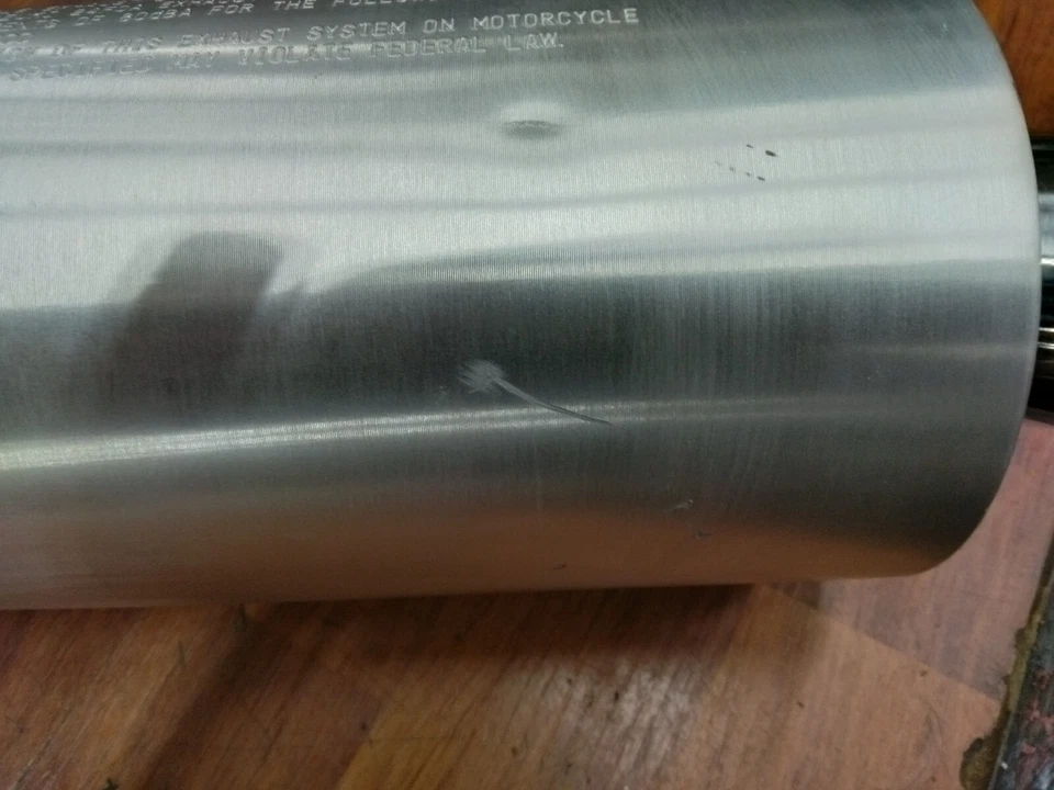 Silenciadores Suzuki Hayabusa. 1999-2007 Ok Shape OEM previamente disfrutado. Foto 3 de 4