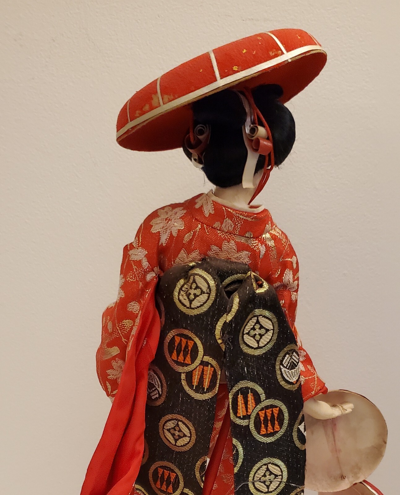 Japanese Geisha Doll in Red Kimono Kabuki Dance Of The Three Hats Doll ...