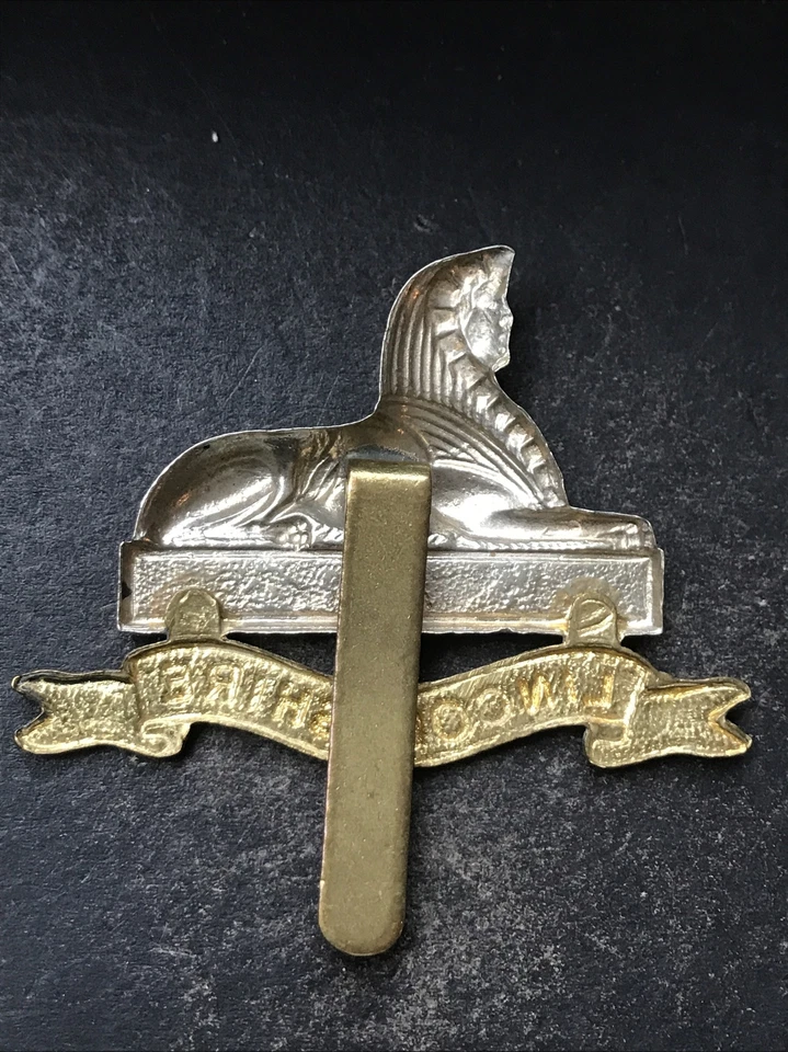 Lincolnshire Regiment 4th/5th Battalions Territorial British Army Cap Badge - Image 2 of 2