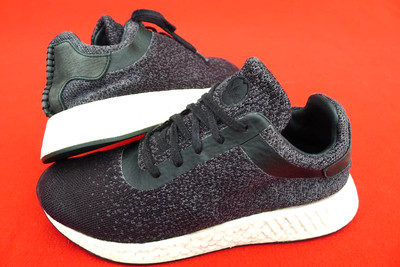 Adidas MND R2 PRIMEKNIT BOOST Gr 41,5 Studio Jogging Walking Sneaker Sportschuhe