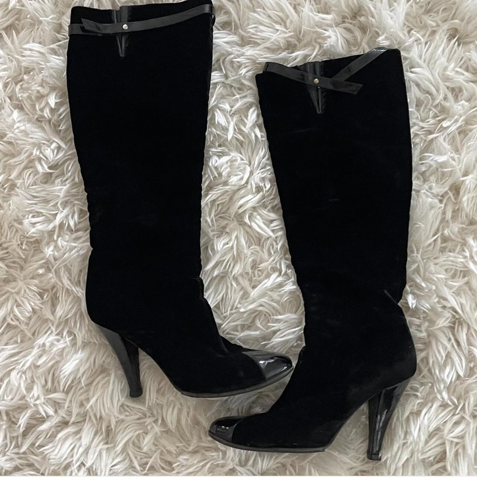 Velvet black Knee-high Vintage Chanel Boots Size 8 - Image 4 of 4