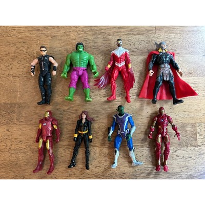 Lot of 8 Marvel Avengers 4'' figures