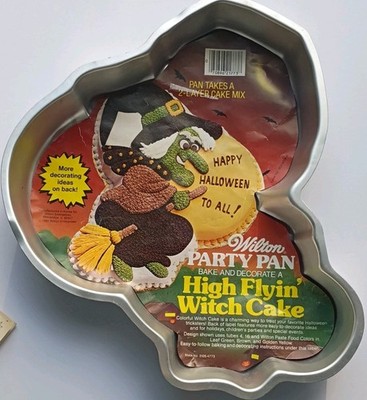Wilton High Flyin' Witch Halloween Aluminum Cake Pan 2105-4773 w/ Instructions