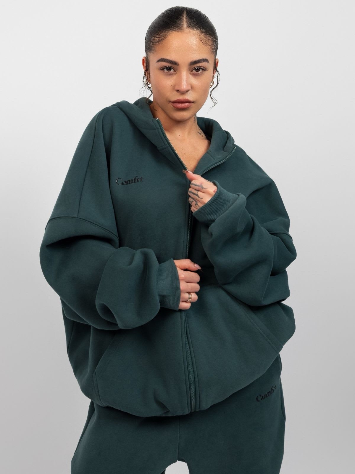 COMFRT Cloud Zip Hoodie in Pine - Size Medium