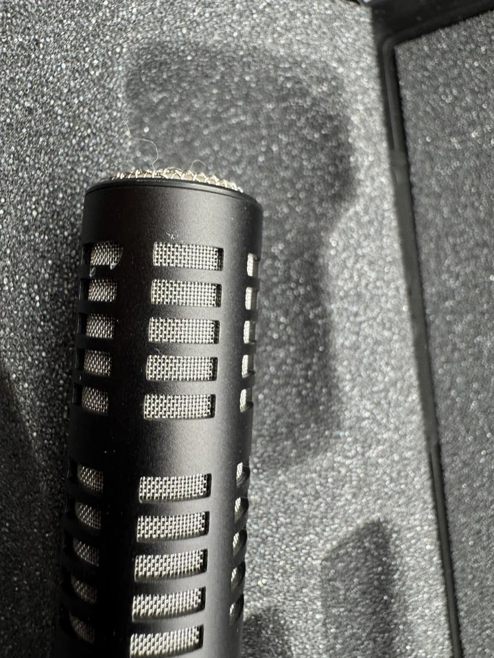 Micrófono de escopeta Sennheiser ME66 con fuente de alimentación K6 y estuche Foto 4 de 4