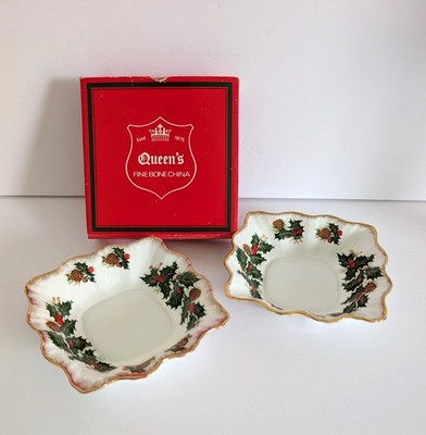 2 Queens Rosina Fine Bone China Yuletide Bon Bon Trinket Square Scalloped Dishes