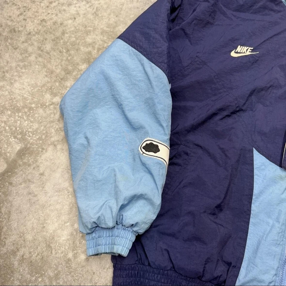 Vintage North Carolina Tar Heels Jacket Mens XL Navy Blue Basketball Nike 90s - Image 2 of 4