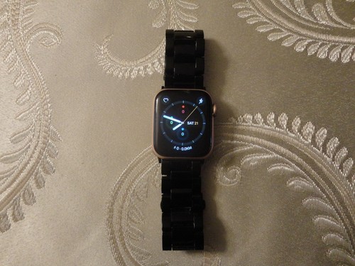 Used Apple Watch Series 5 40mm Rose Gold Case Pink Metal Band GPS 32GB - Photo 2 sur 6