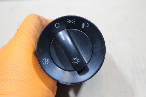 Schalter Lichtschalter 6Q0941531B VW Polo 9N1 Bj.05