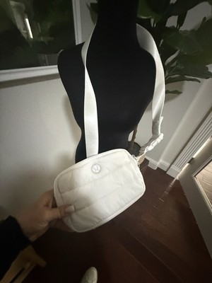 Lululemon Everywhere Belt Bag White Excellent Condition