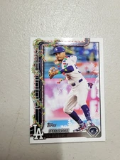 2025 Topps Holiday #H52 Mookie Betts Christmas Lights Variation LA Dodgers SP NM