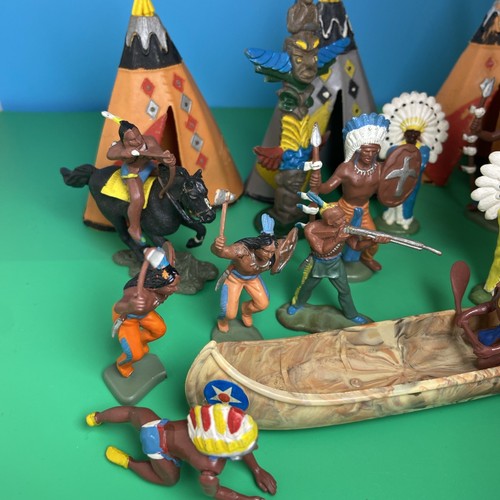 Vintage Britains Plastic Indians Figures Bundle - Picture 2 of 10