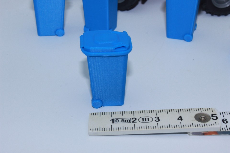 5x Blue Trash Bin 1:32 Paper Trash Can Stand Model New | eBay UK