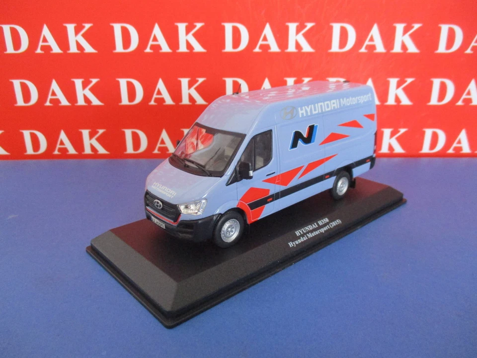 Die cast 1/43 Modellino Furgone Hyundai H350 Hyundai Rally Motorsport 2015 - Immagine 2 di 4