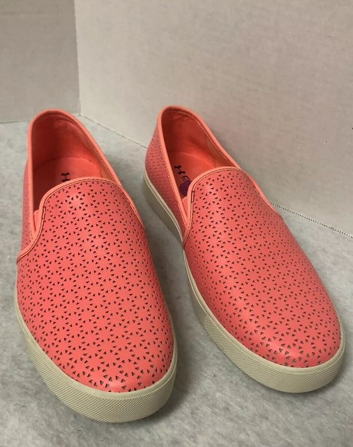 under armour leather shoes womens