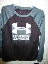NEW Under Armour Boys long sleeve t-shirt, size 5