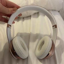 Beats by Dr. Dre Solo3 Wireless Foldable On-Ear Headphones White Rose Gold