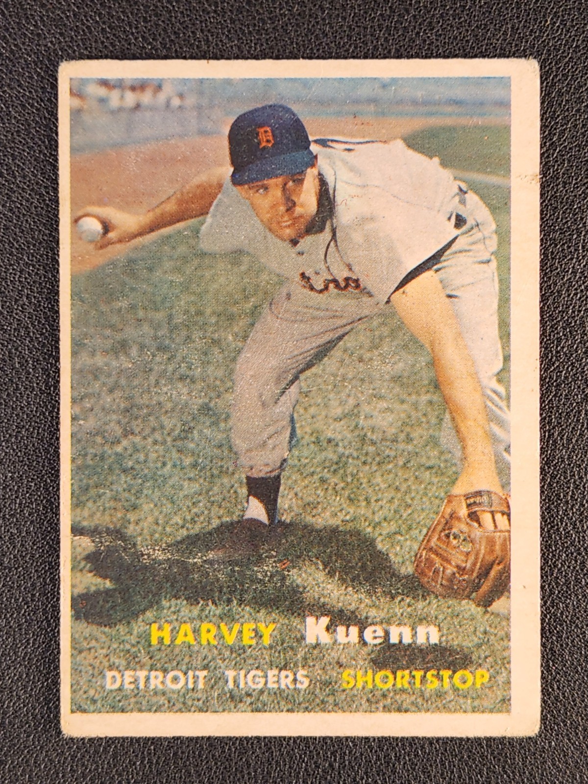 Harvey Kuenn #88 Baseball Cards 1957 Topps trading card — raw and PSA graded price guide