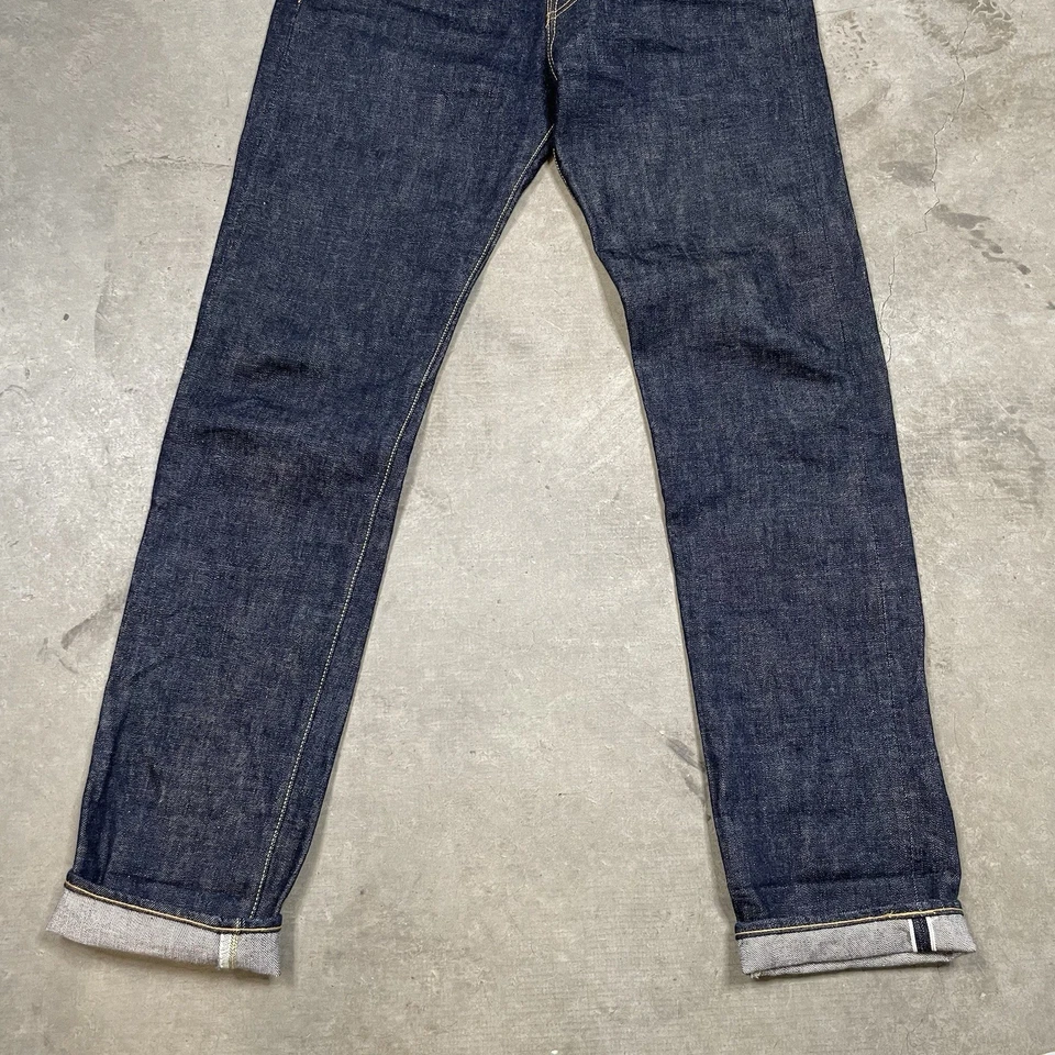 Lote de 33 pantalones de mezclilla crudos con ribete japonés de pierna recta de UES Jeans Foto 3 de 4