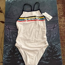 NEW Speedo Women s Size 10/36 Swimsuit One Piece