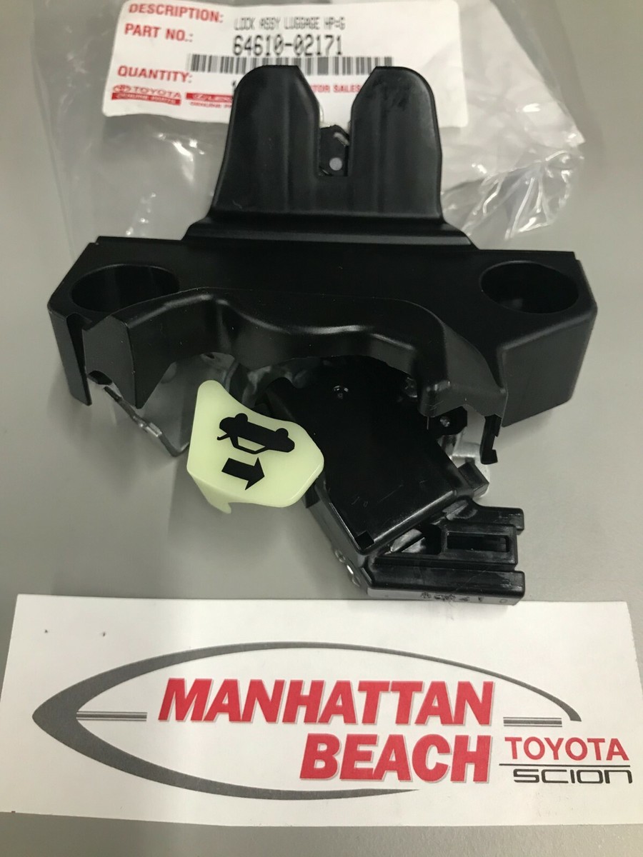 15-19 COROLLA NON-POWER TRUNK LOCK LATCH 64610-02171 GENUINE