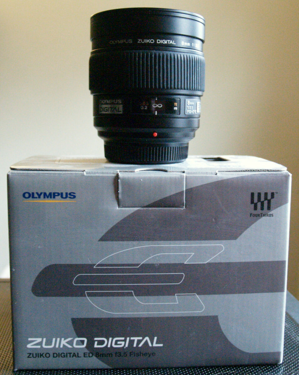 Olympus Zuiko Digital ED 8mm f/3.5 Fisheye Lens, 4/3 f/E System *NOT MICRO