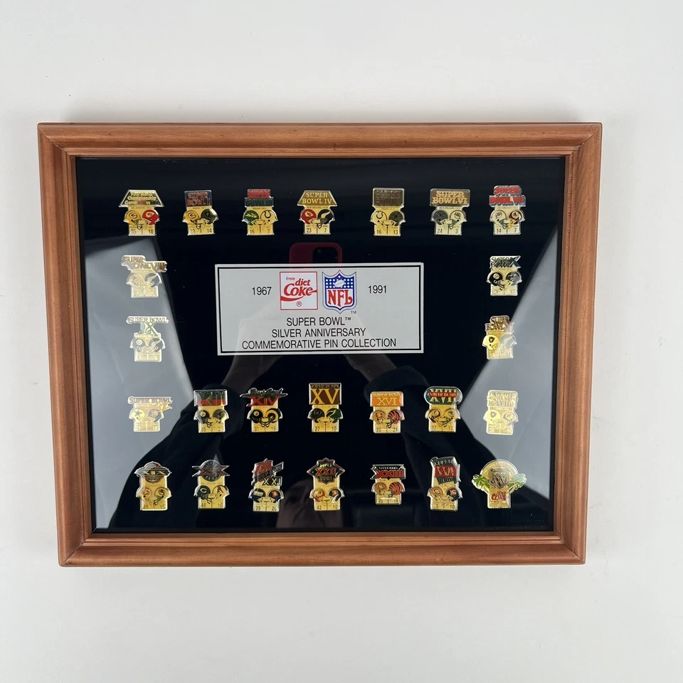 Colección de prendedores de aniversario de plata del Super Bowl 1967-1991 de Coca Cola NFL, enmarcados Foto 3 de 3