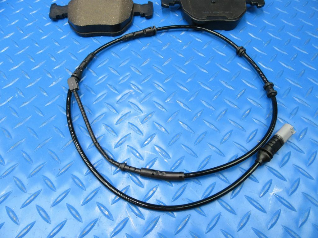 Rolls Royce Ghost Dawn Wraith rear brake pads with sensor #4274
