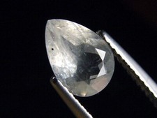 Euklas / Euclase 1,39 Ct. Tropfen facettiert Brasilien (4748t)