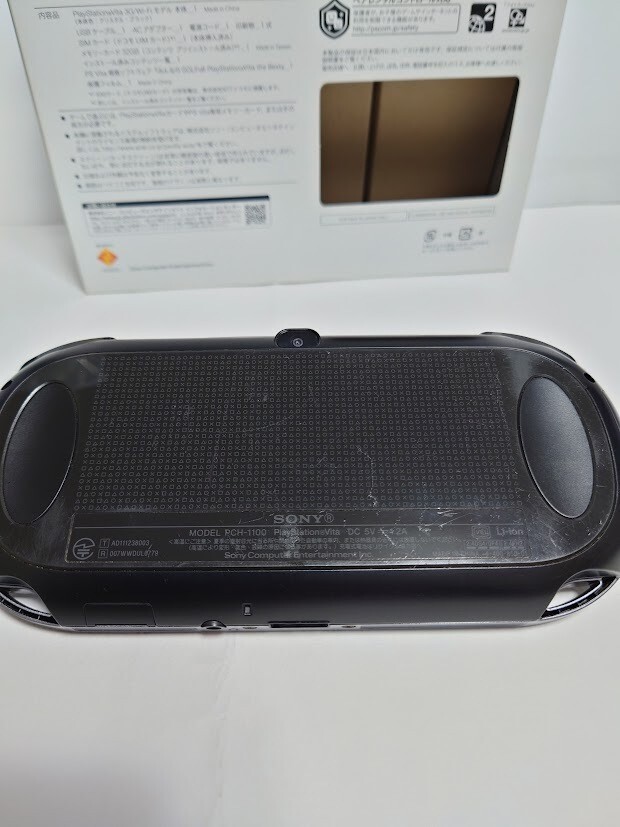 PS Vita 3G/Wi-Fi model Play! Game Pack PCHJ-10012 +Miku PS Vita 3G/Wi-Fi model Play! Game Pack PCHJ-10012 +Miku