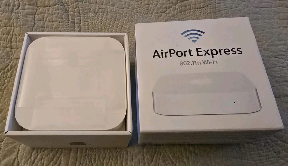 Apple AirPort Express Wireless Base Station A1392 Brand New - Image 2 of 4