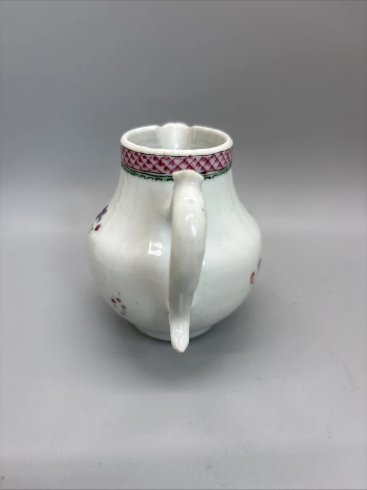 Crema de porcelana de exportación china Famille Rose Foto 3 de 4