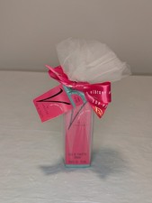 V by Vanderbilt Eau de Toilette Spray The Vibrant Scent Gloria Vanderbilt 15 ML