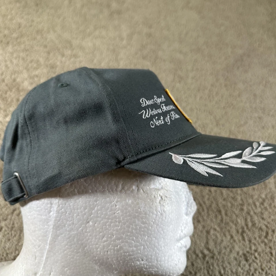 Sombrero Wolves Forever Gorra Correa Trasera Parche Bordado Rama Oliva Para Hombres Edición Limitada Foto 4 de 4