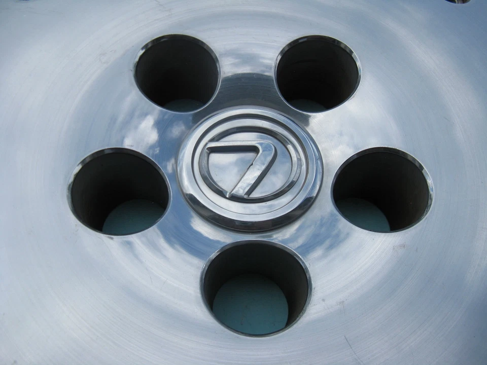 02 03 04 05 06 07 08 09 10 LEXUS SC SC430 (1) TAPACUBOS LLANTA RUEDA TAPACUBOS USADO #2 Foto 2 de 4