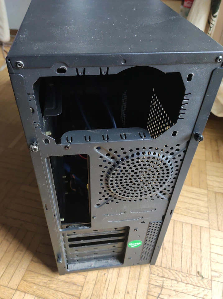 MID Tower ATX Gehäuse Schwarz gebraucht - Bild 2 von 4