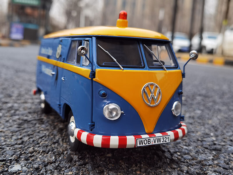 Schuco 1/18 VOLKSWAGEN Samba T1 Metal Diecast Model Car Bus