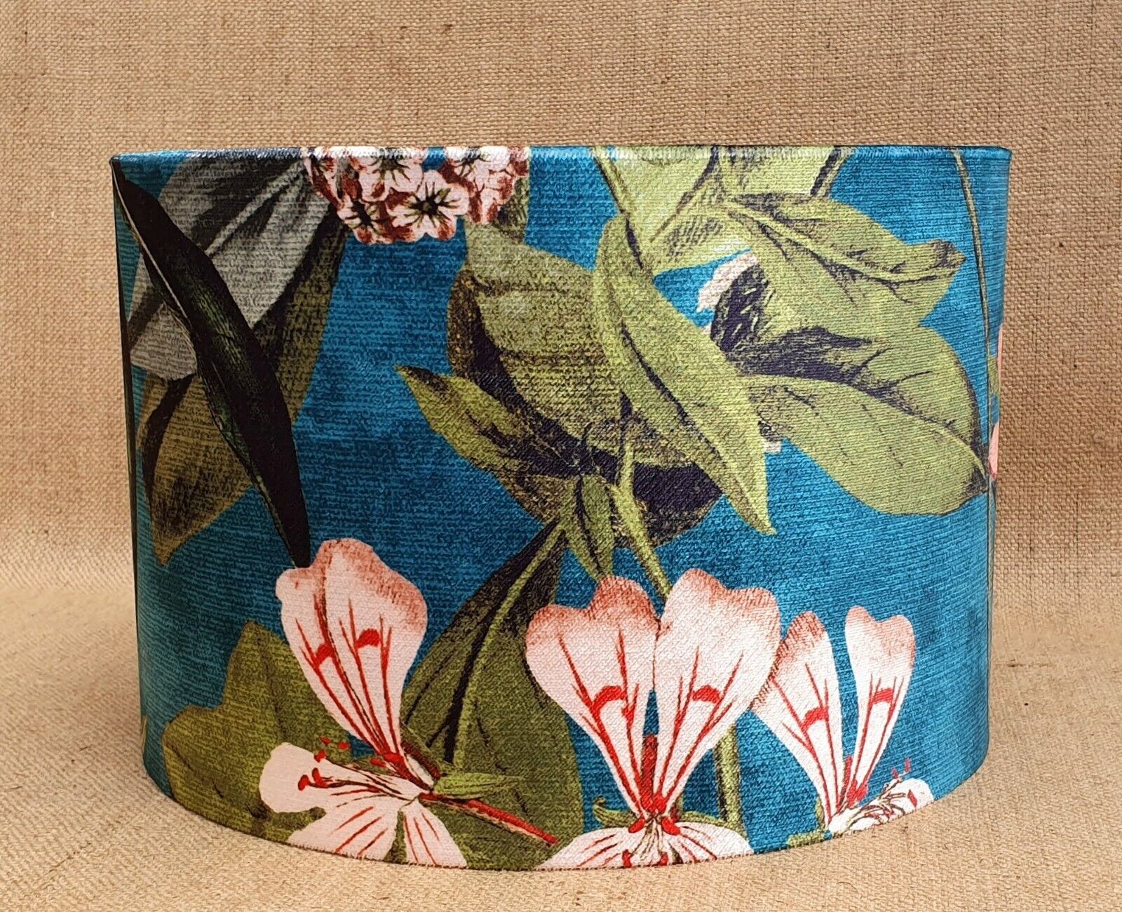 Clarke PASSIFLORA kingfisher blue green pink velvet floral fabric drum lampshade Prawdziwa popularność