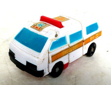 VINTAGE 1986 TRANSFORMER G1 PROTECTOBOT FIRST AID HASBRO ROBOT AMBULANCE
