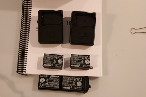 fujifilm fuji gfx 100 - body , 4 Batteries , 2 chargers , original box + extras - Bild 12 von 16