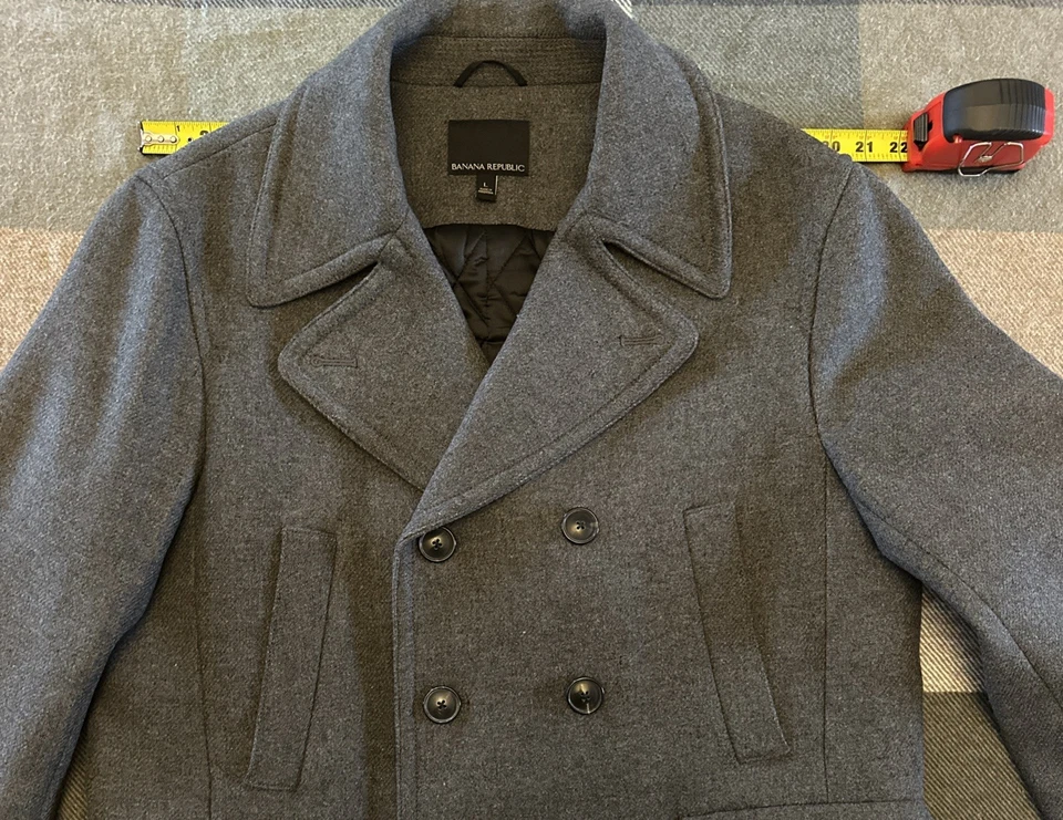 Men’s Banana Republic Gray Wool Trench Coat Large Mario Bellucci - Image 4 of 4