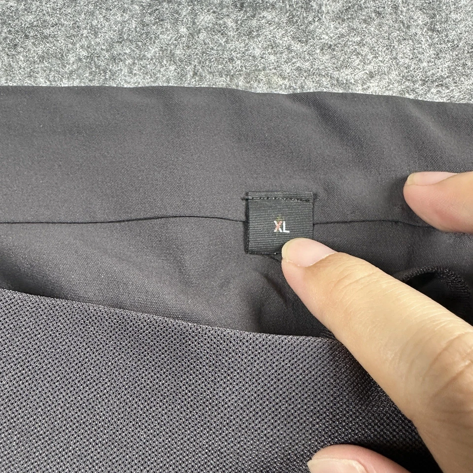 Calça Lululemon Masculina XL Cinza Grafite Quebra Ritmo Tornozelo 29" Joggers - Imagem 4 de 4