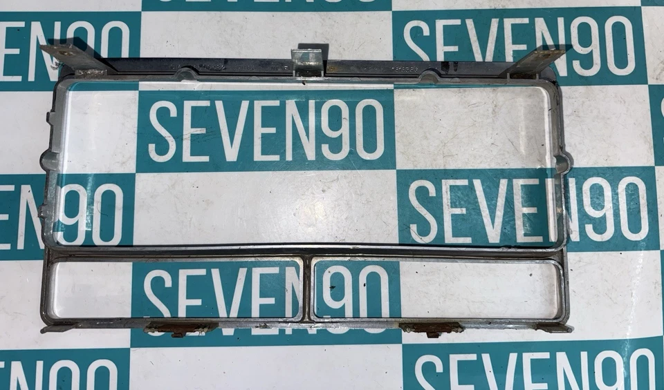 DE COLECCIÓN 1979-1985 CADILLAC ELDORADO FARO BISEL PUERTA OEM GM Parte #16500582 Foto 2 de 4